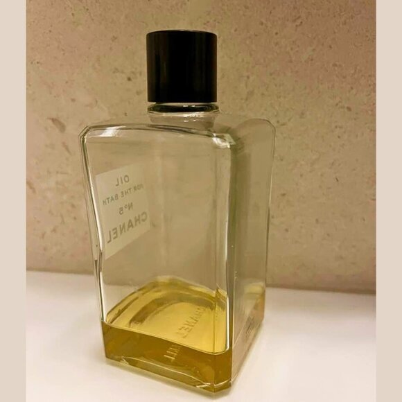 CHANEL No. 5 Oil for the Bath, 8 fl oz, 1976. Fragrant! Original, Authentic VTG - Picture 4 of 9